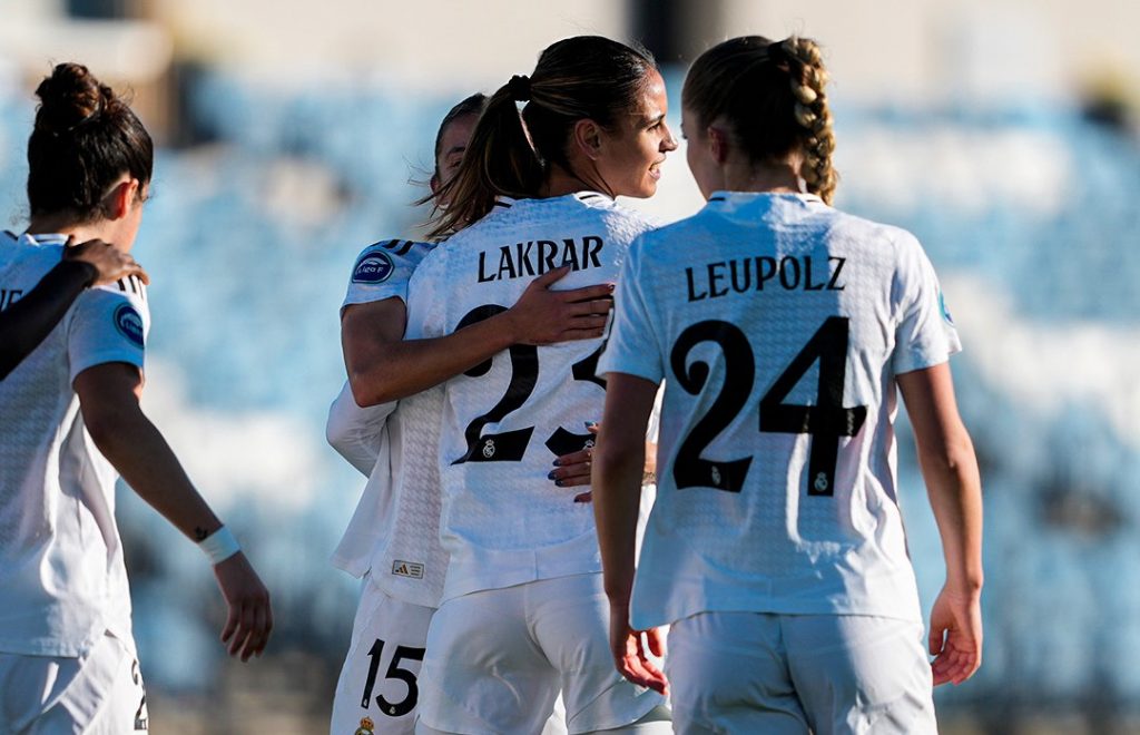 Las jugadoras del Real Madrid celebran un gol en la Liga F