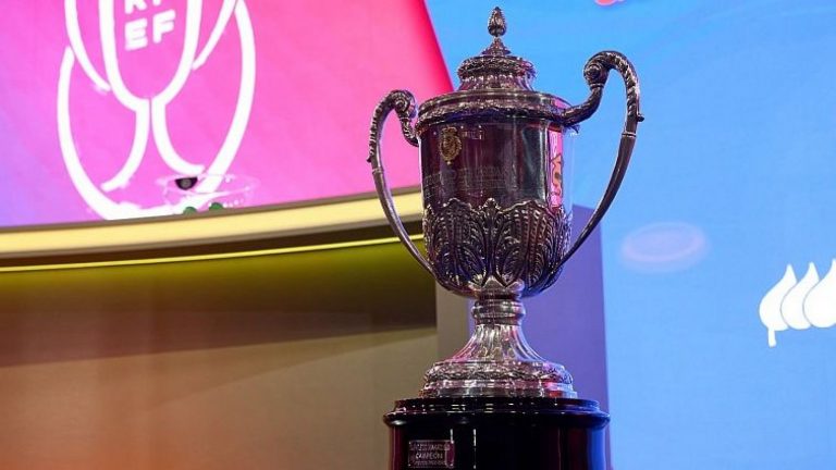 Imagen del trofeo de la Copa de la Reina de Fútbol
