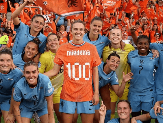 Vivianne Miedema 100 goles Países Bajos