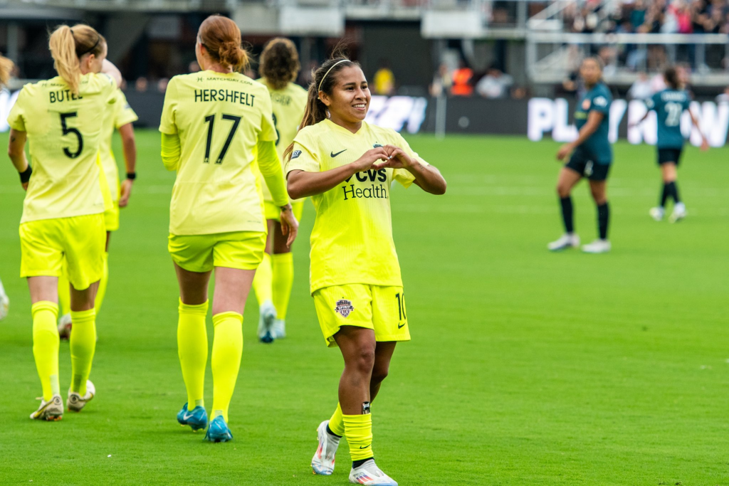 LEICY SANTOS Washington Spirit Colombia