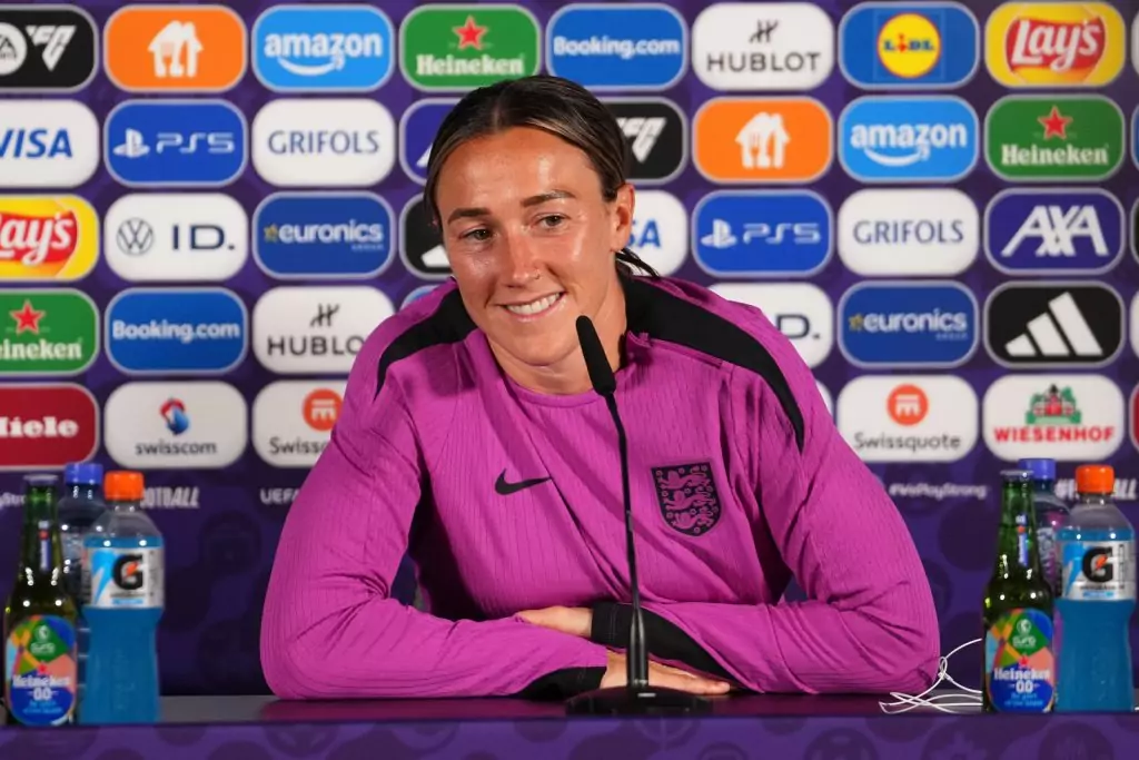 Lucy Bronze rueda de prensa WEURO