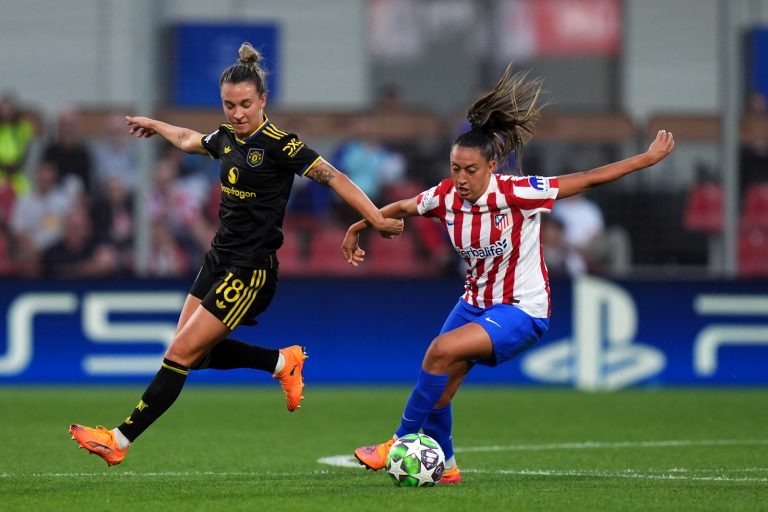 Fiamma y Zigiotti Olme Club Atletico de Madrid v Manchester United