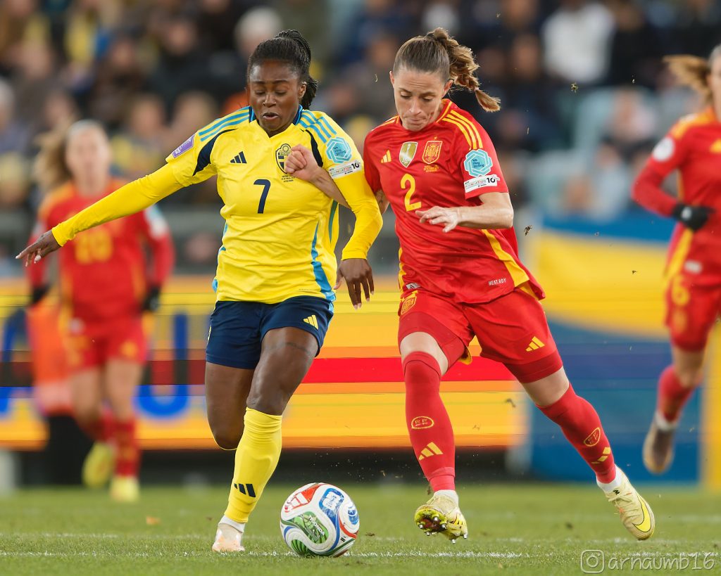 Ona Batlle, durante un partido de España ante Suecia. Arnau Martínez
