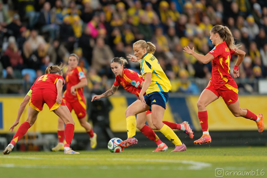 Mapi León, durante un partido de España ante Suecia. Arnau Martínez