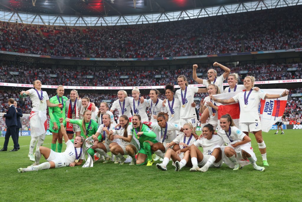 Selección de Inglaterra celebrando Eurocopa
