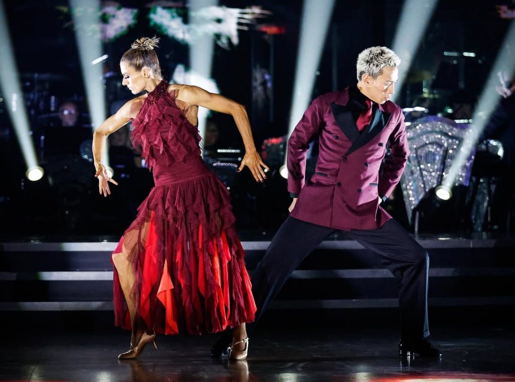 Karen Carney brilla en Strictly Come Dancing