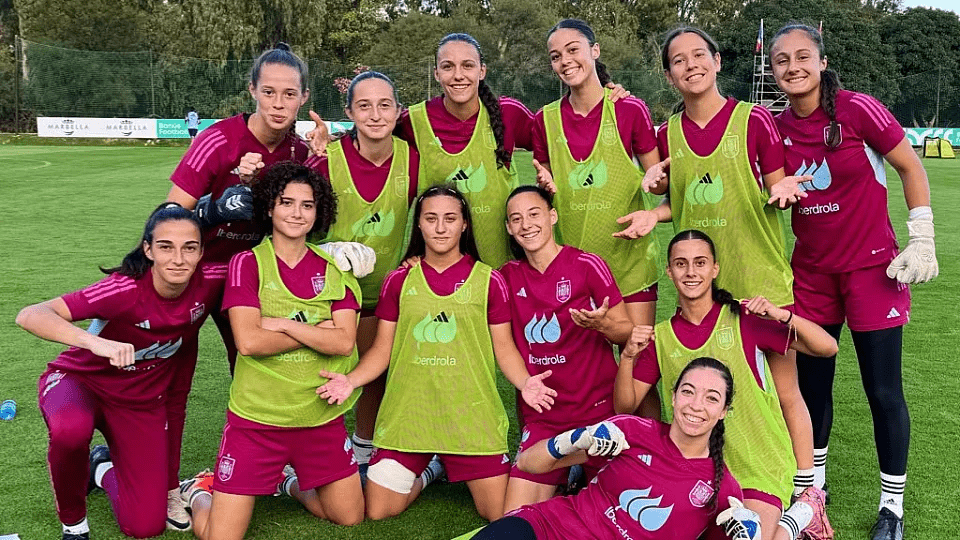 La selección española femenina sub-17