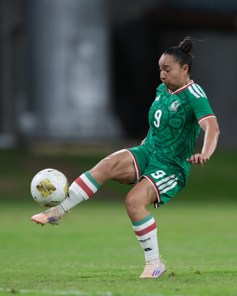 Charlyn Corral se convierte en la 2da máxima anotadora de La Femenil con 26 goles