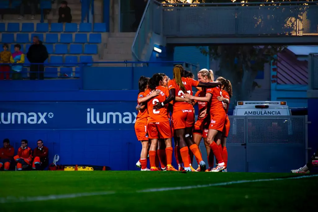 Real Sociedad celebrando gol