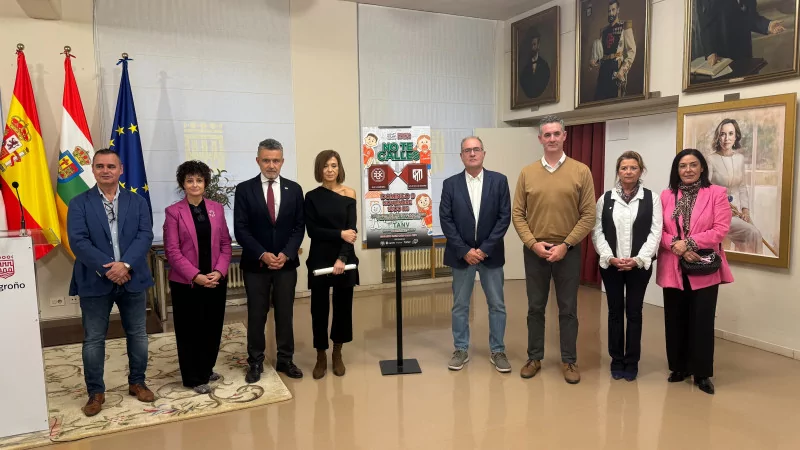 La presentación de la campaña se llevó a cabo en el Ayuntamiento de Logroño junto al alcalde, Conrado Escobar.