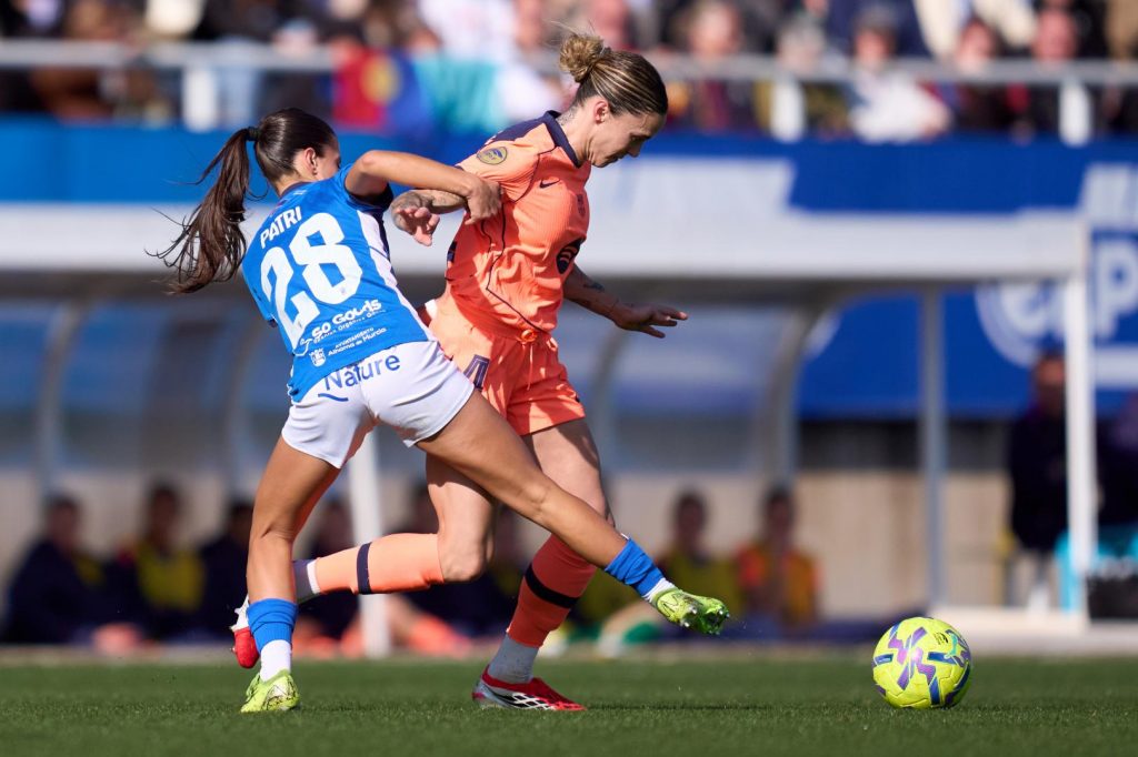 La jugadora del Barcelona Mapi León, durante un partido de la Liga F disputado en 2026. LigaF