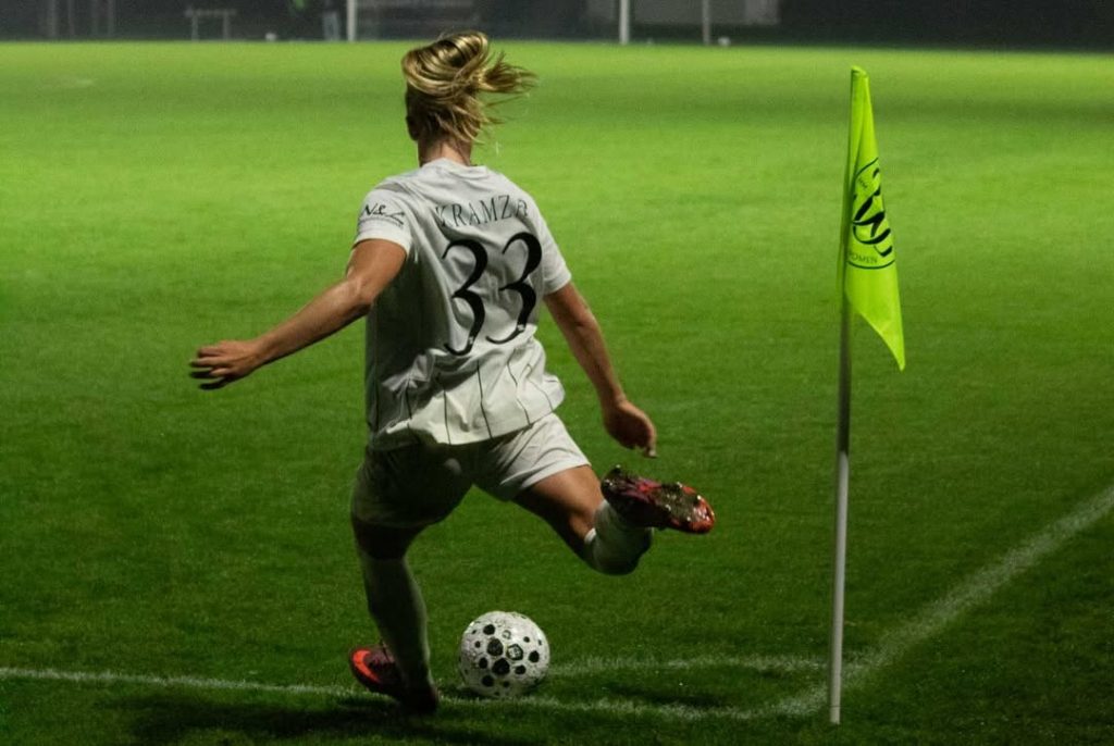 Zara Kramzar Como Women