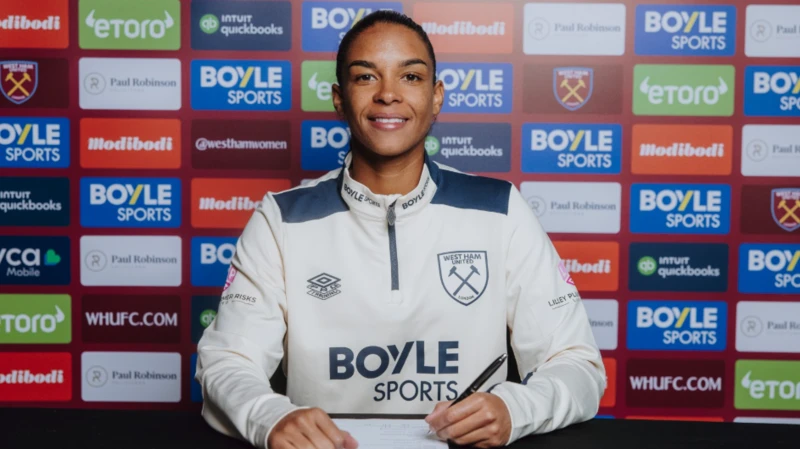 Estelle Cascarino ficha por el West Ham