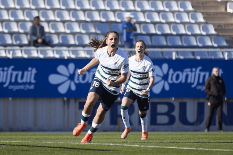 Carmen Álvarez SD Eibar Liga F celebra gol