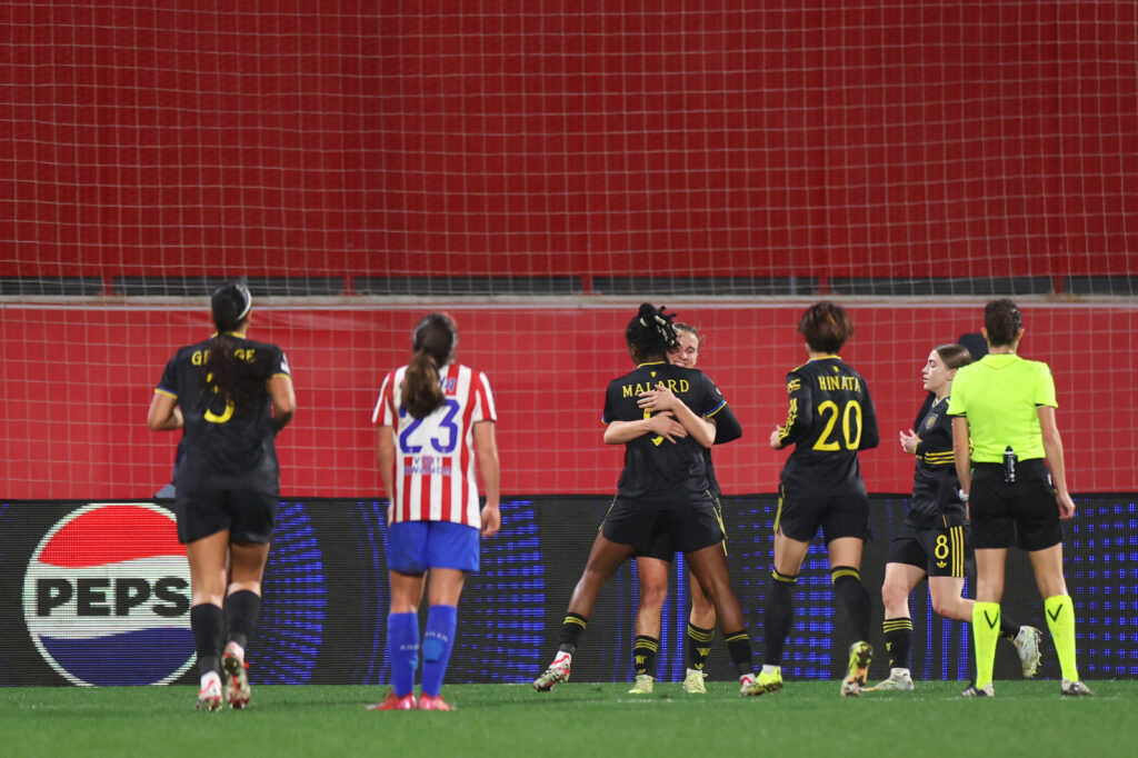 Julia Zigiotti Olme , Malard, Hinata Manchester United Women - UEFA Women's Champions League 2025/26 KO play-offs First Leg