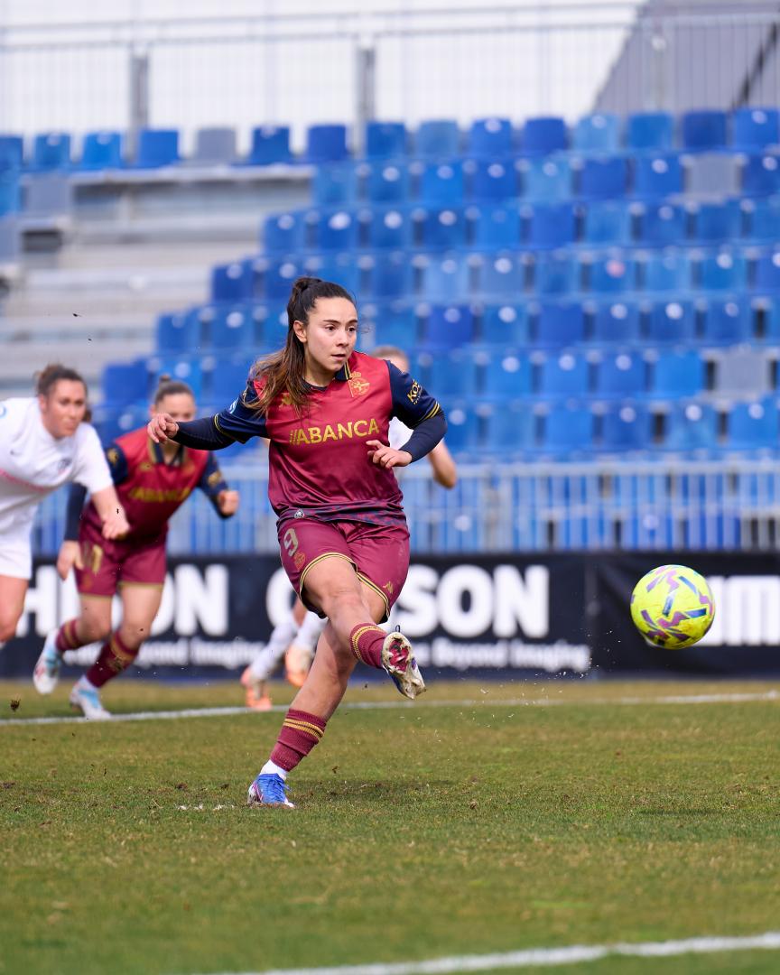 Espe Pizarro gol penalti