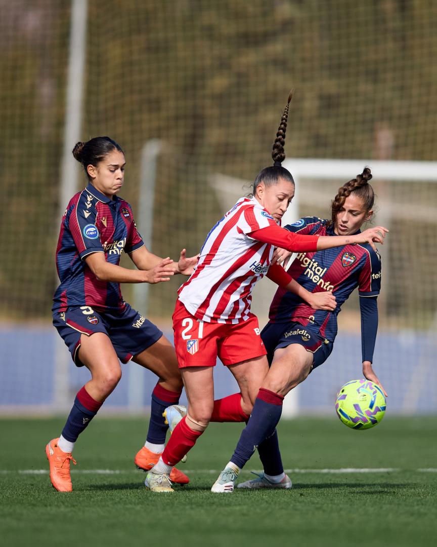 Fiamma Atlético tirando a puerta