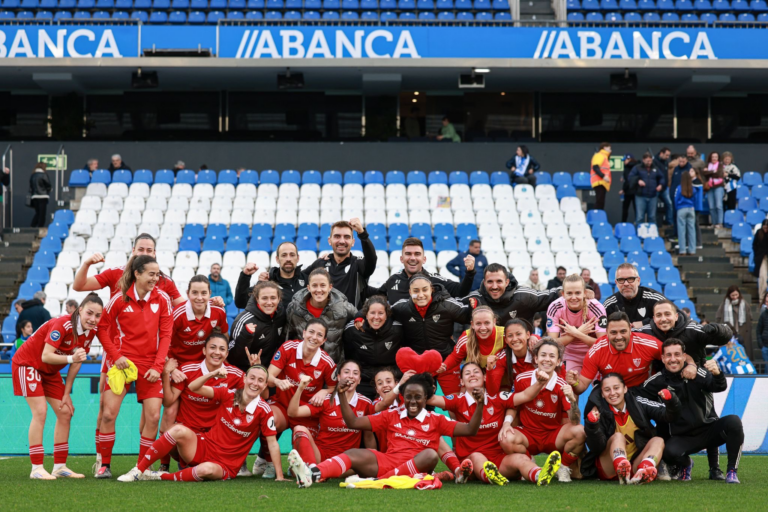 El Sevilla FC femenino celebra la victoria en Riazor frente al Dépor