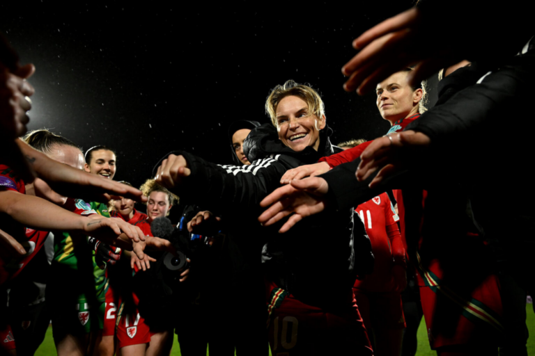 Jess Fishlock Selección de Gales