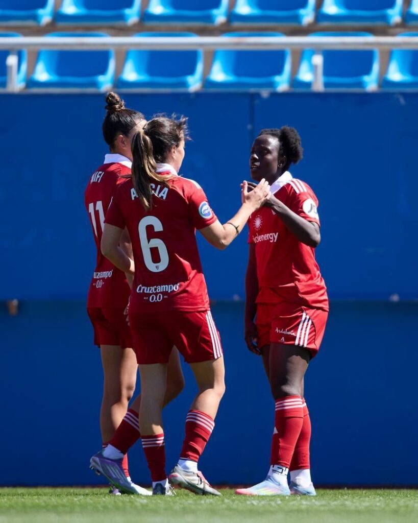 Celebración gol Fatou Kanteh Sevilla FC