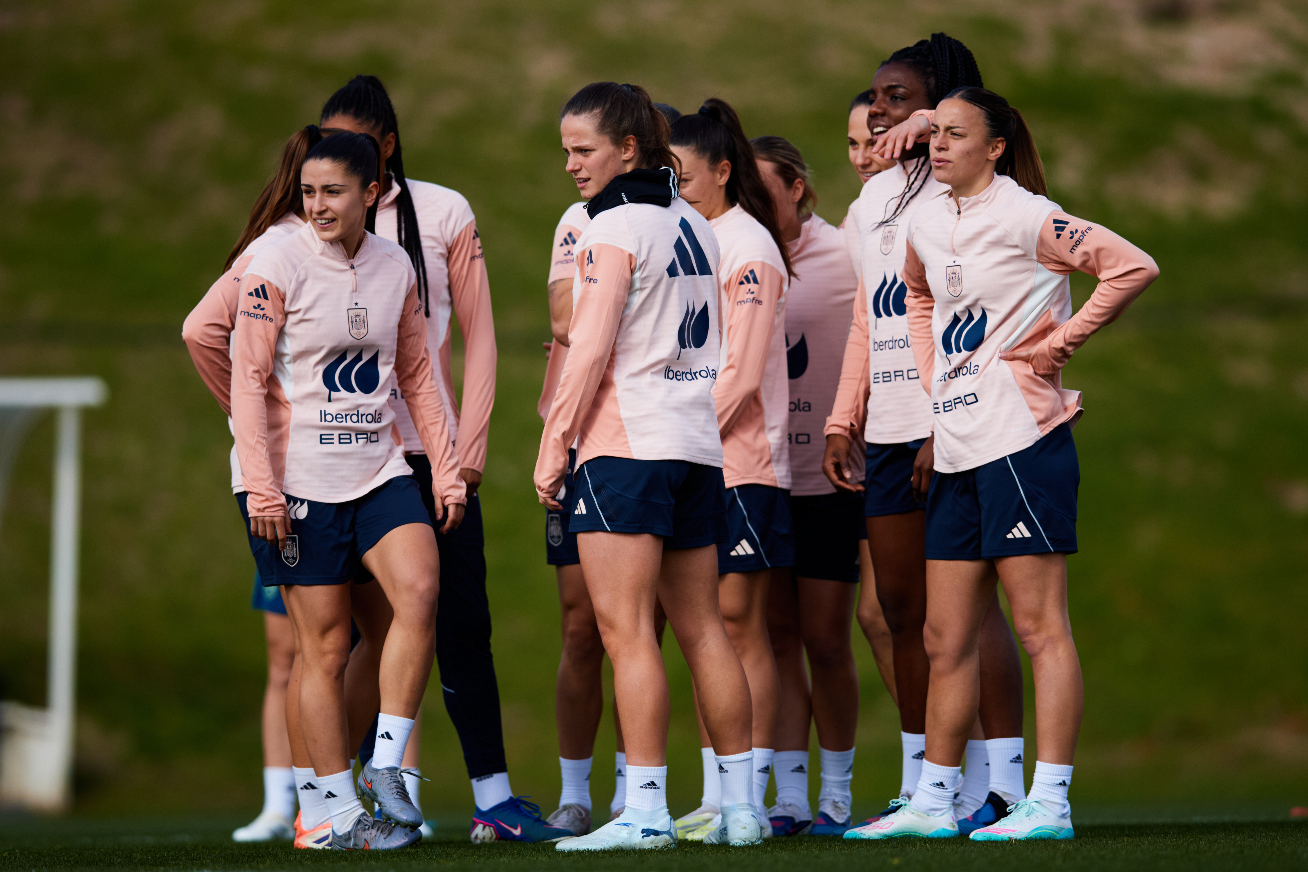 Entrenamiento de la selección española femenina en Las Rozas