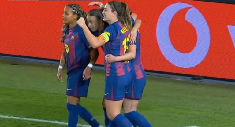 Las jugadoras del Barcelona celebran un gol en la Champions League 2026. Captura: ESPN