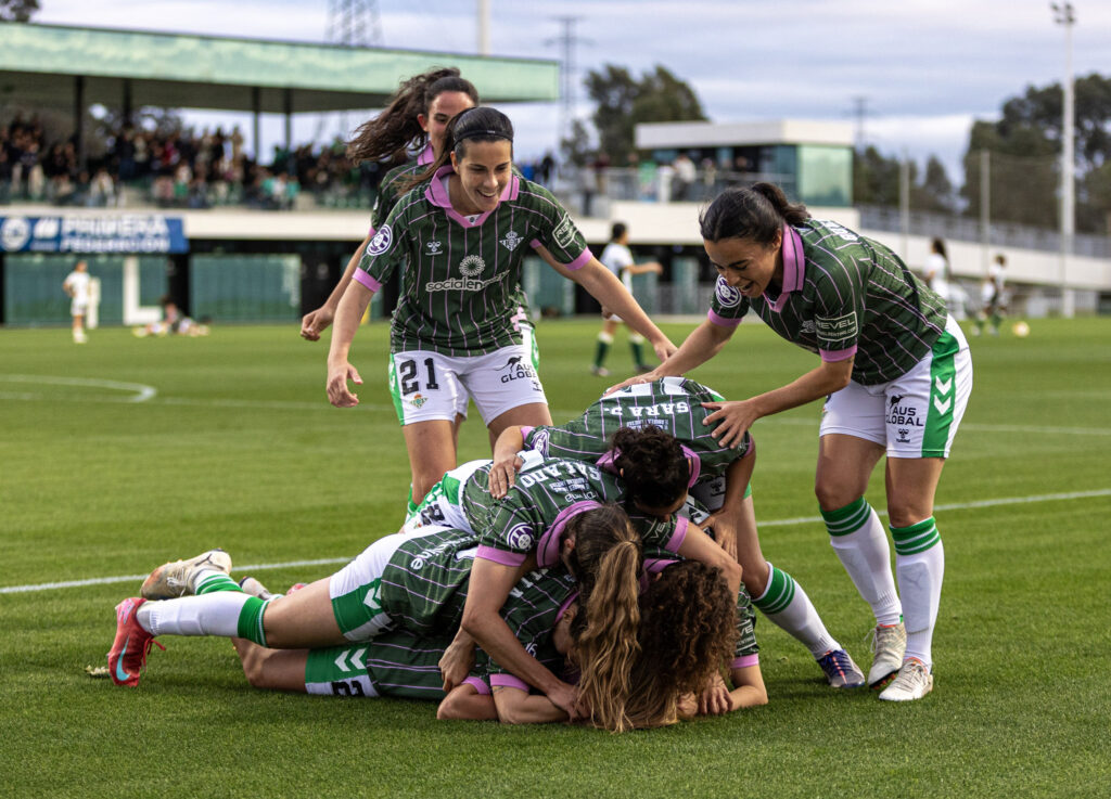 Celebración Real Betis Féminas vs Cacereño
