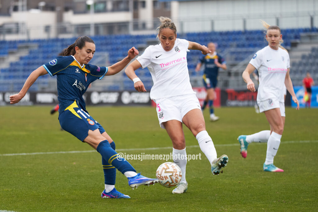 Ona Baradad y Monica Hickmann - Madrid CFF vs RCD Espanyol