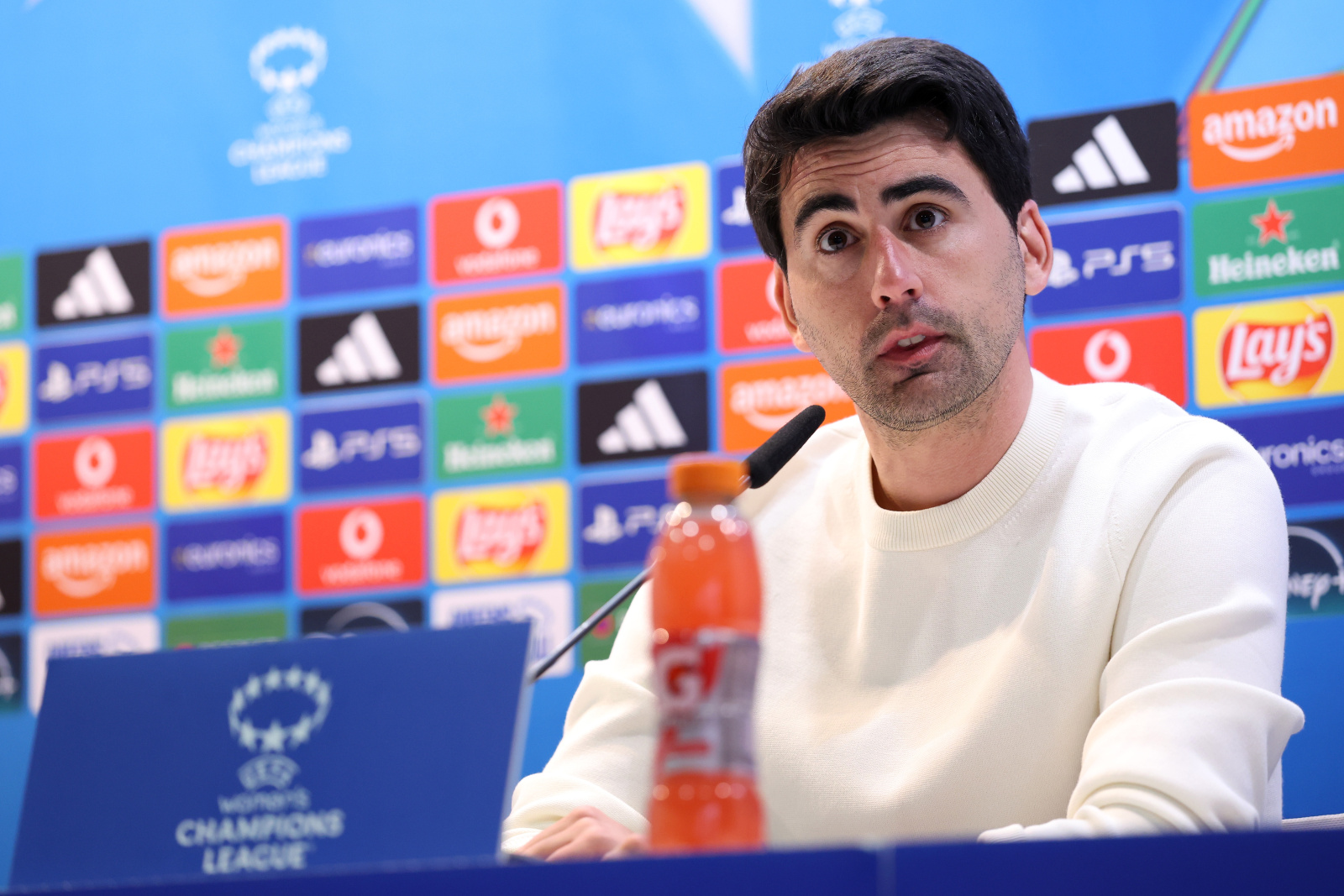 Pau Quesada Real Madrid CF v FC Barcelona - UEFA Women's Champions League 2025/26 Quarter-finals First Leg