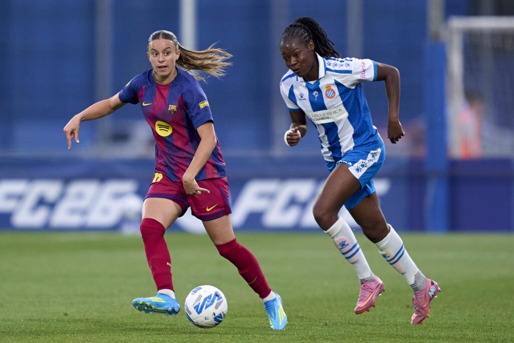 La jugadora del Barcelona Carla Julià, durante un partido de la Liga F 2026. Foto: LigaF