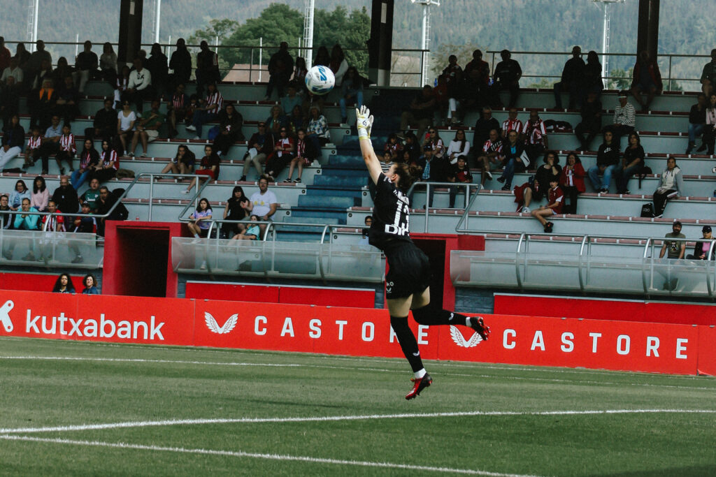 Adriana Nanclares - Athletic Club