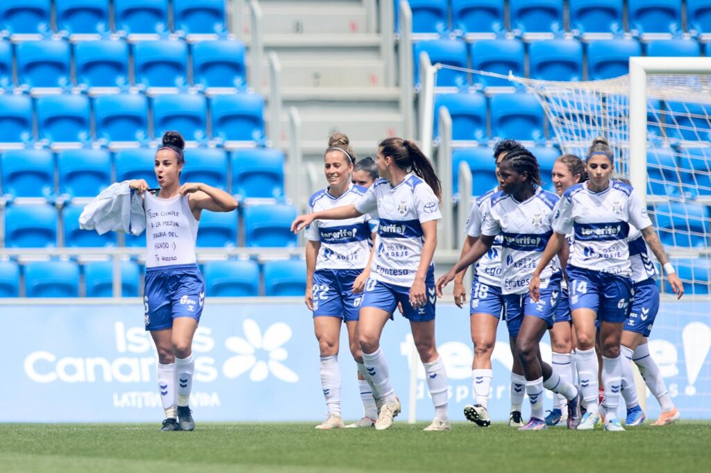 Celebración gol Costa Adeje Tenerife - Liga F
