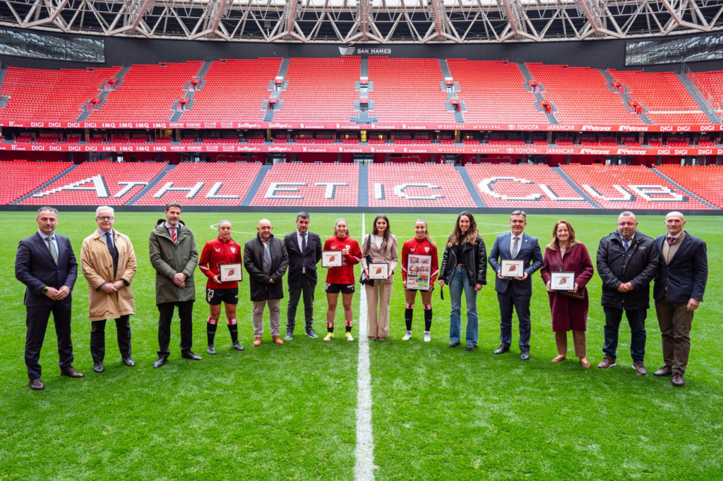 El Athletic Club homenajea a las debutantes de 2025 y a sus clubes formativos en San Mamés