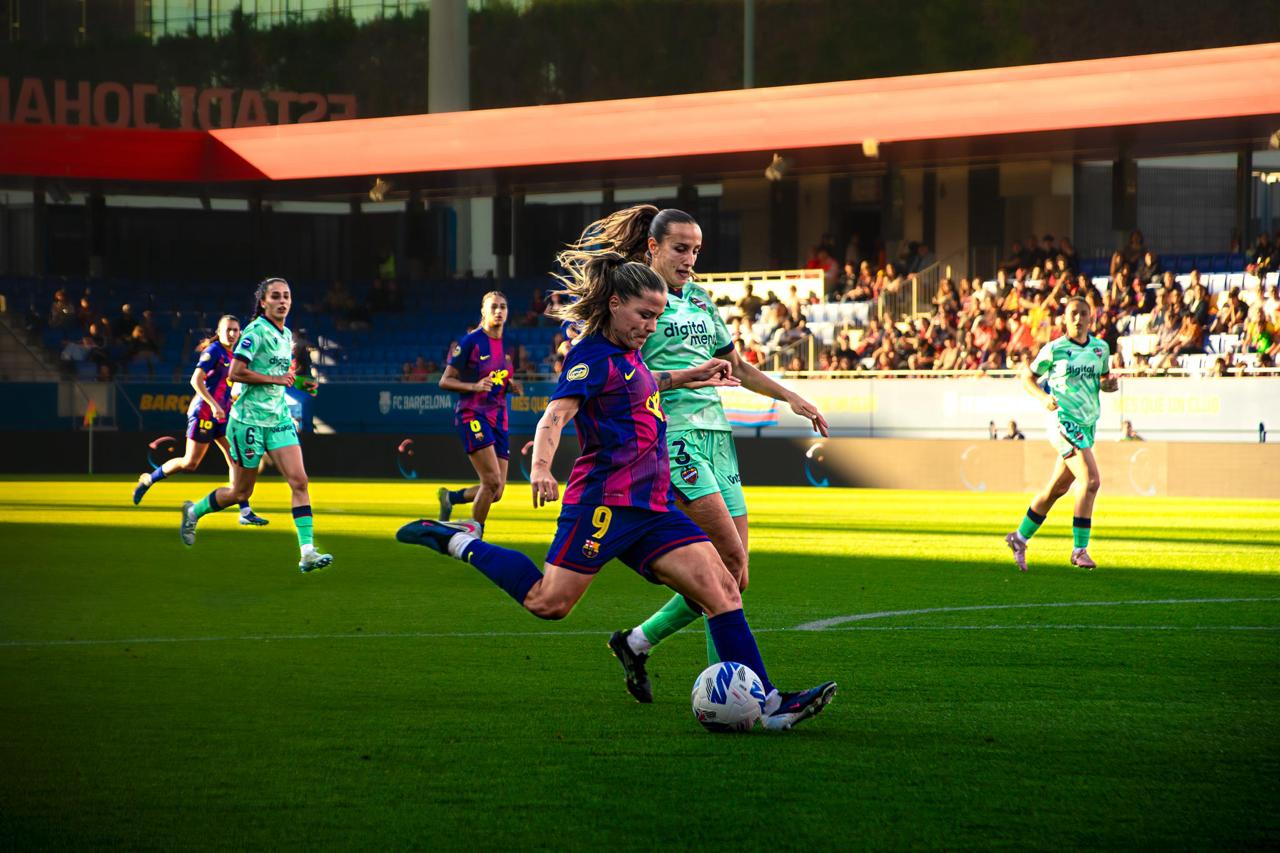 Claudia Pina - FC Barcelona vs Levante - Liga F