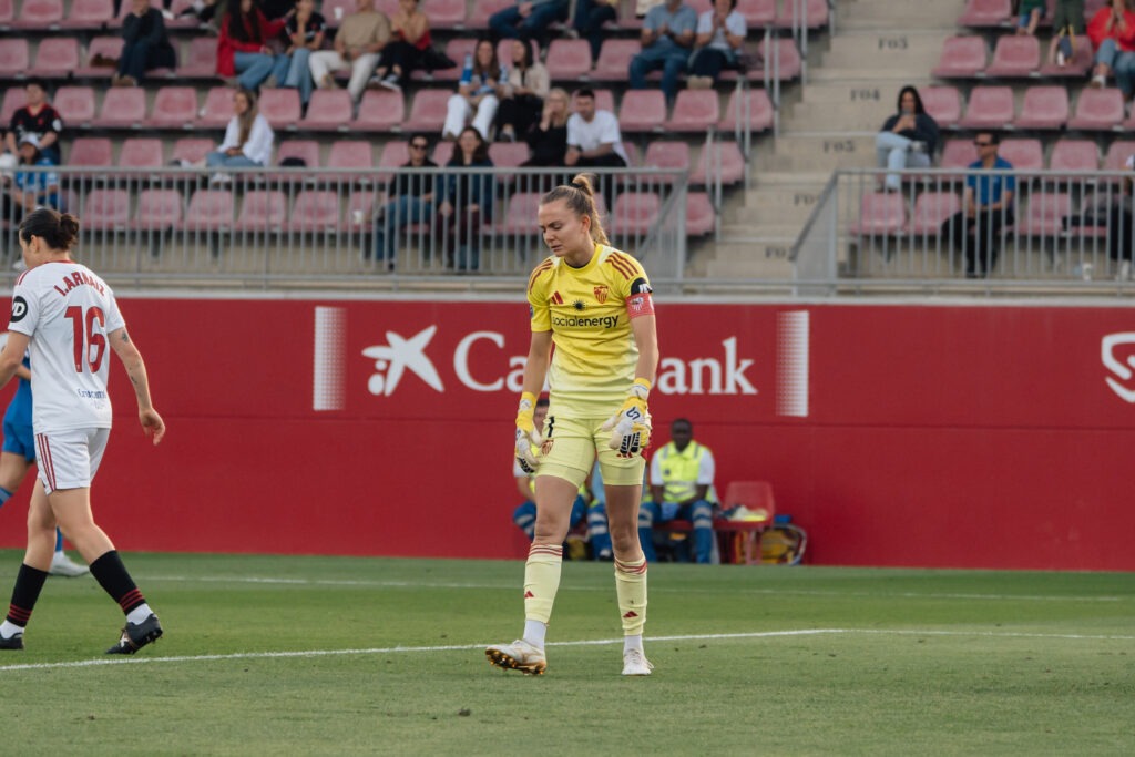Esther Sullastres - Sevilla FC