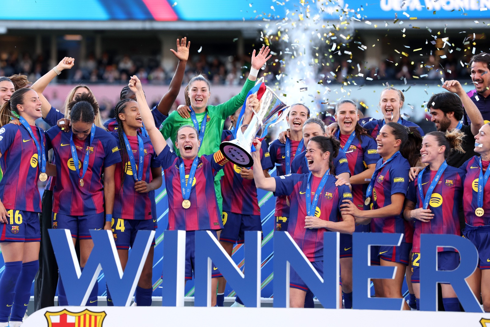 OSLO, NORWAY - MAY 23: Alexia Putellas and Marta Torrejon of FC Barcelona lift the UEFA Women's Champions League trophy with teammates after the teams victory in the UEFA Women's Champions League Final 2026 match between FC Barcelona and OL Lyonnes at Ullevaal Stadion on May 23, 2026 in Oslo, Norway. (Photo by Florencia Tan Jun - UEFA/UEFA via Getty Images)