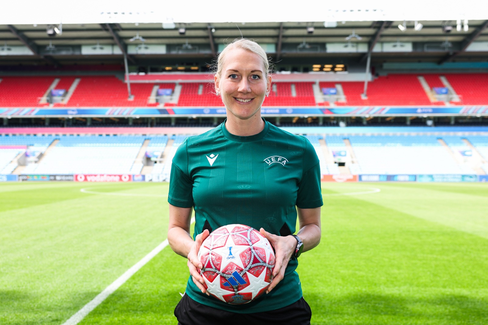 Tess Olofsson Referee Team Training Session - UEFA Women's Champions League Final 2026