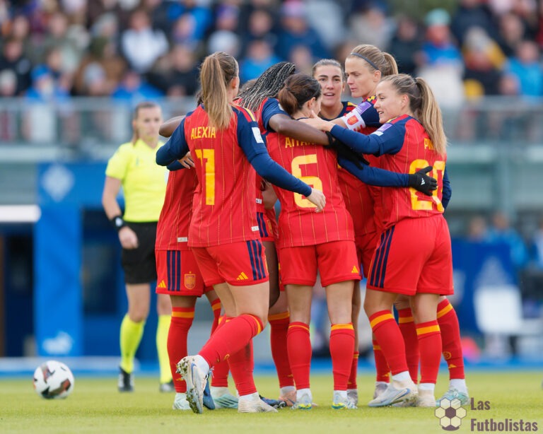 Celebración del gol de Aitana frente a Islandia - Las Futbolistas