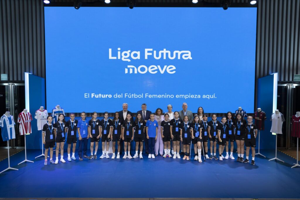 Foto del acto de presentación de Liga Futura Moeve | Liga F