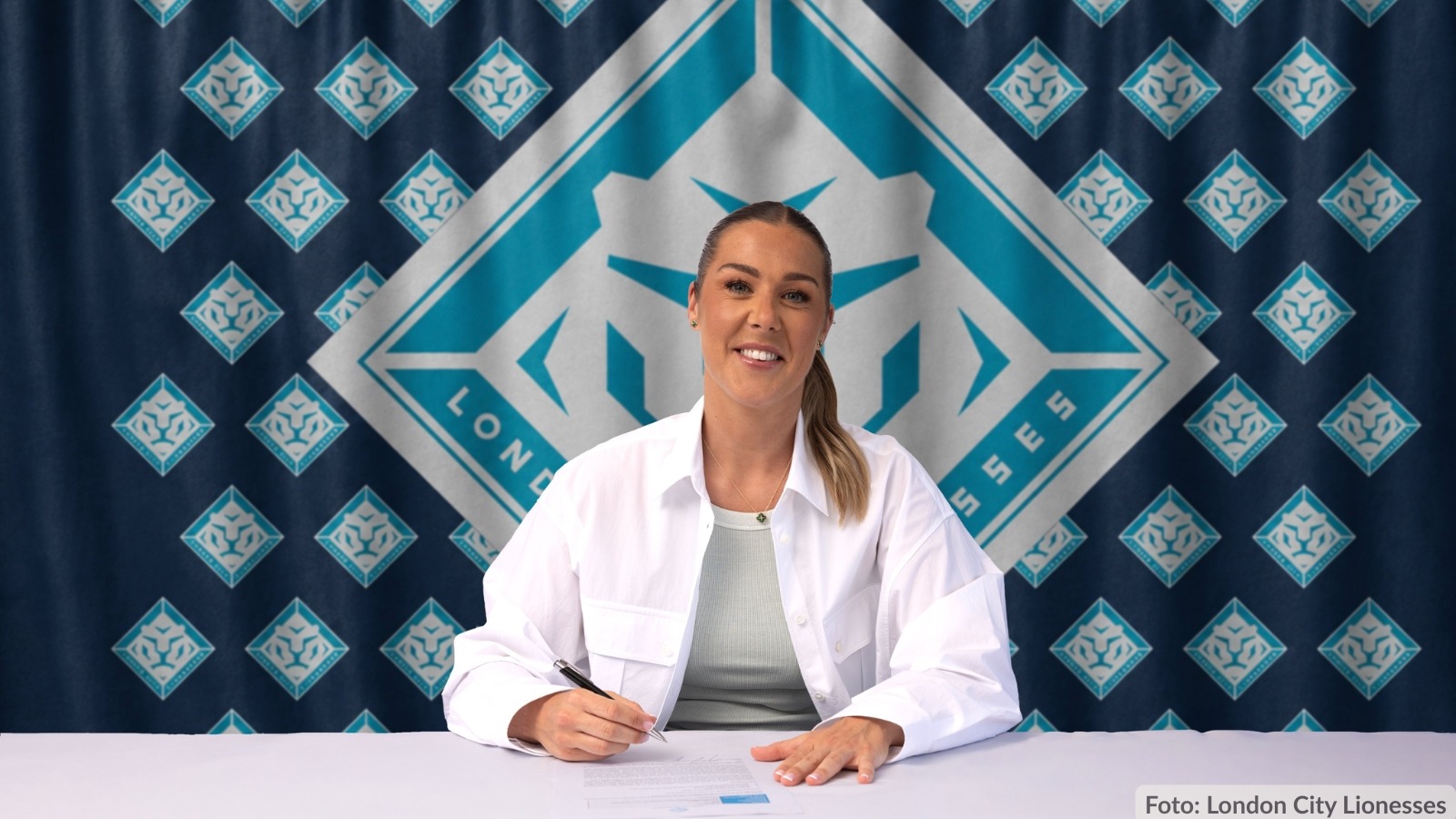 Mary Earps ficha por el London City Lionesses