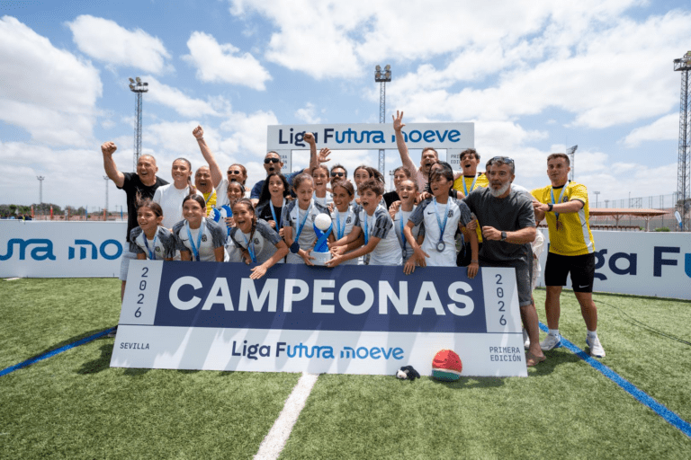 FC Badalona campeonas de Liga Futura Moeve