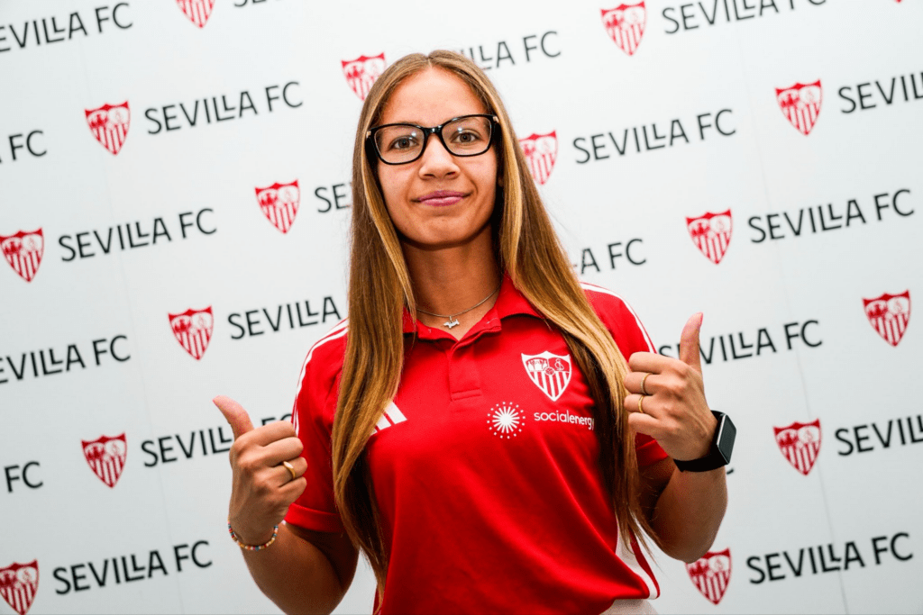Raquel Morcillo renueva con el Sevilla hasta 2028