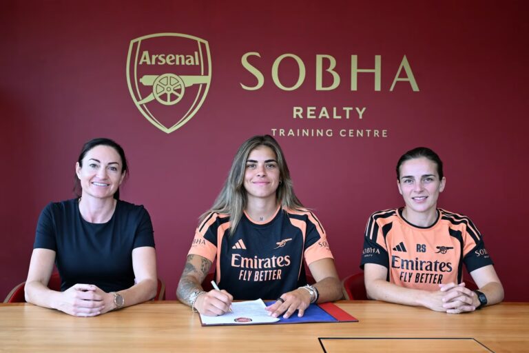 Misa ficha por el Arsenal FC Women
