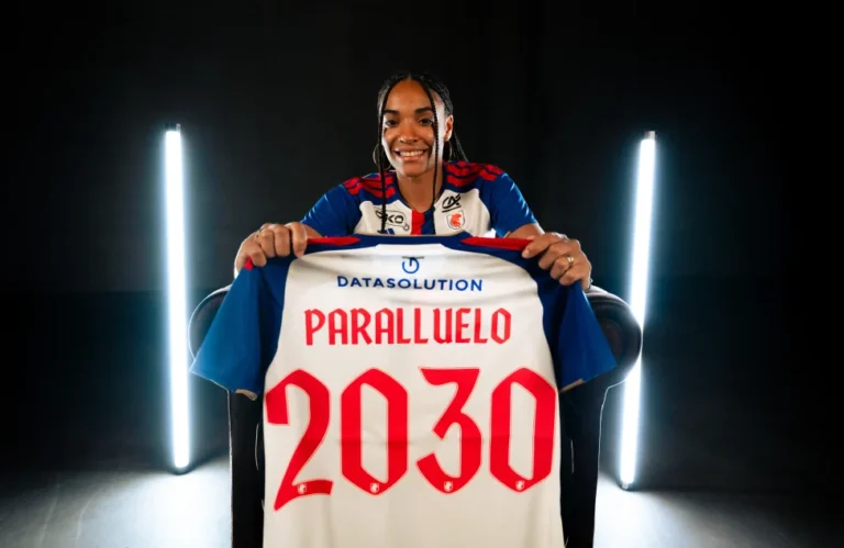 Salma Paralluelo firma con el OL Lyonnes hasta 2030
