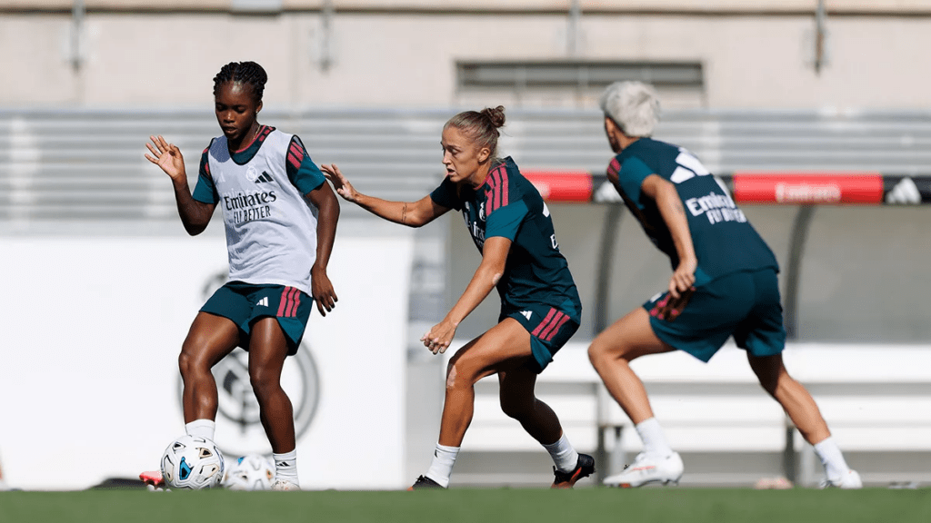 Linda Caidedo, Pau Comendador y Filippa angeldahl entrenamiento