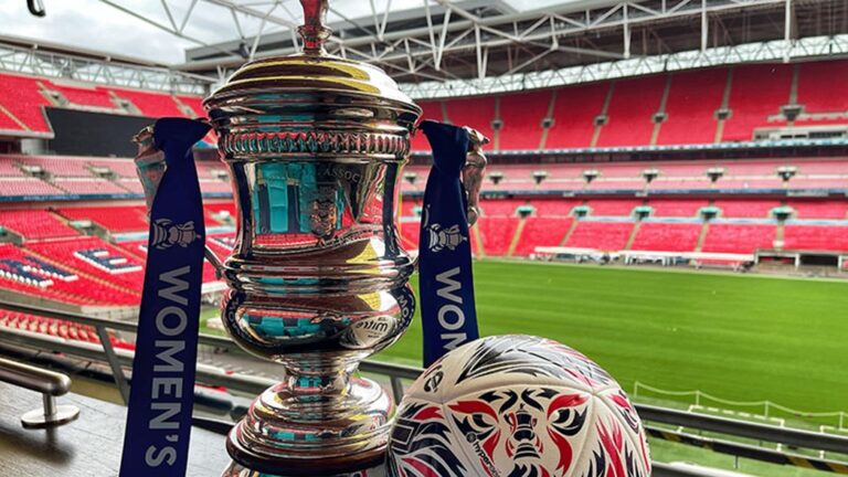 womens fa cup trofeo balón