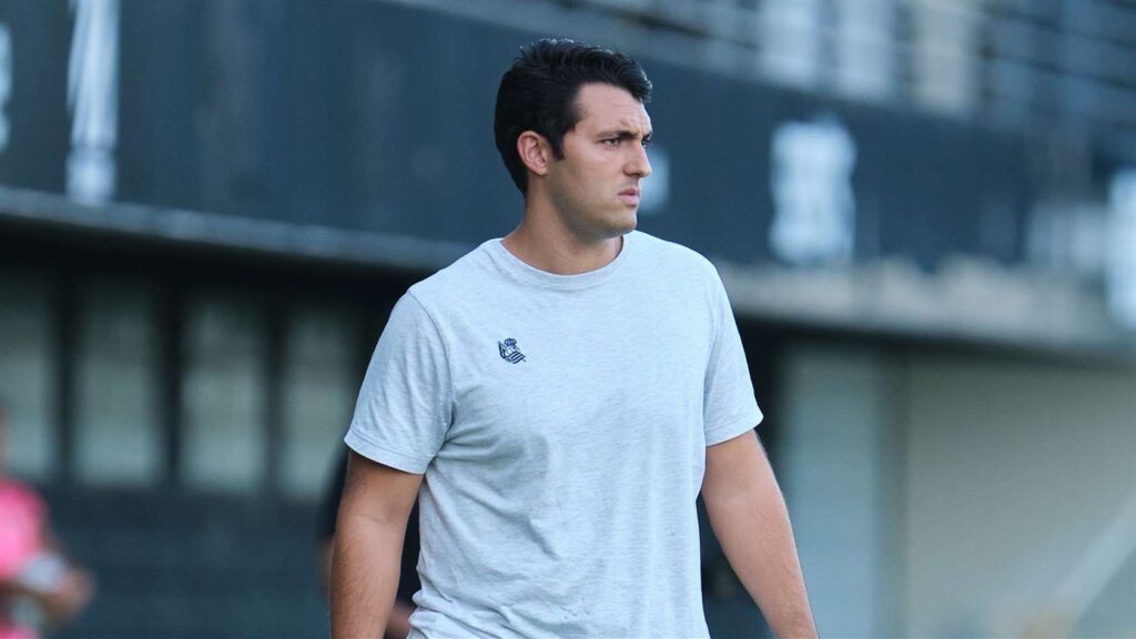 Arturo Ruiz entrenador de la Real Sociedad