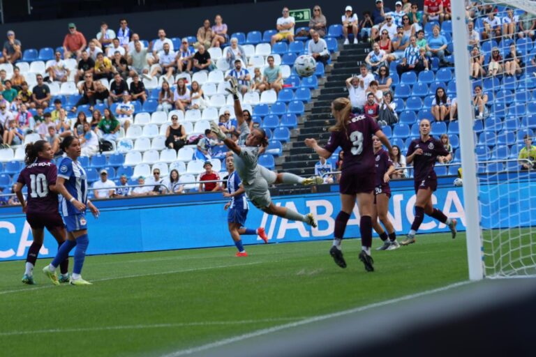 Imagen del segundo gol del Depor - Trofeo Teresa Herrera