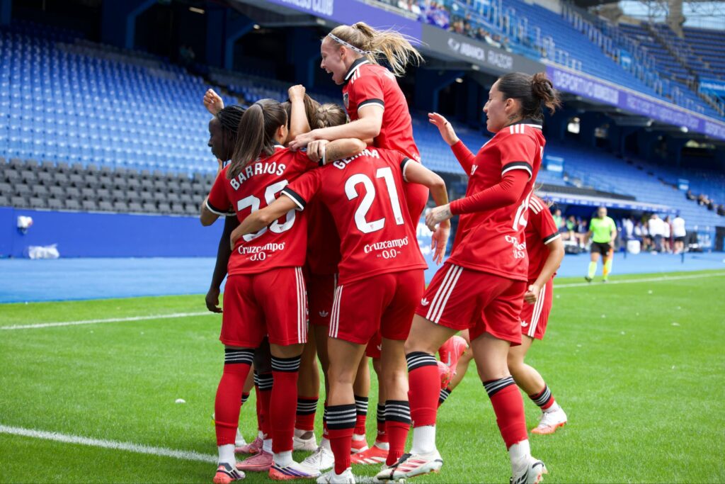 Celebración del gol del Sevilla FC en Riazor