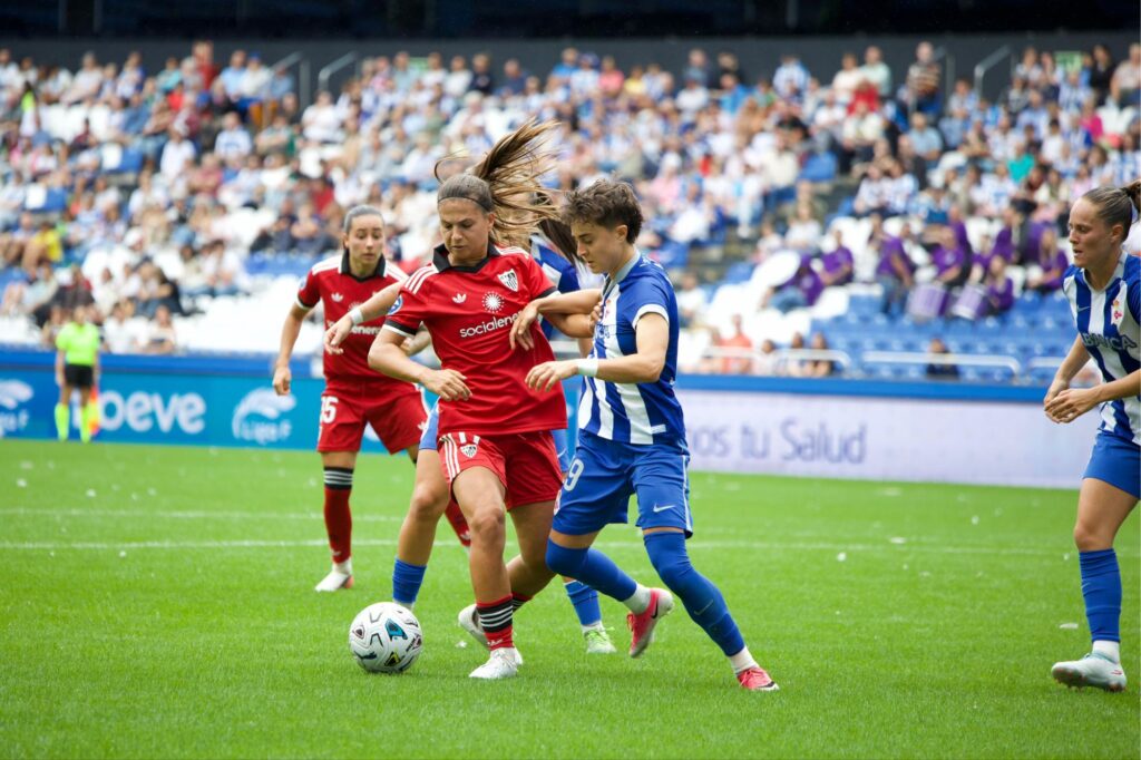 Lucía Pardo y Laura Pérez | Dépor Abanca vs Sevilla FC - Liga F